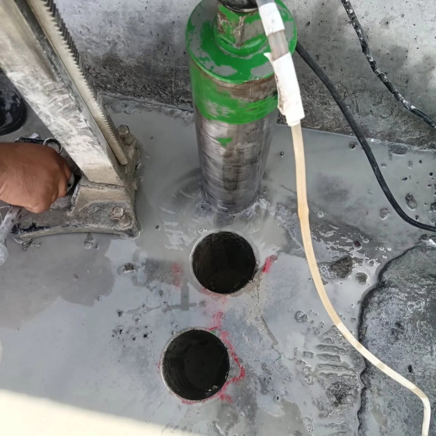 Diamond slab saw cutting concrete floor in Dubai